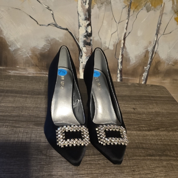 Nine West Black Heels with Silver Embellishment - Picture 1 of 3